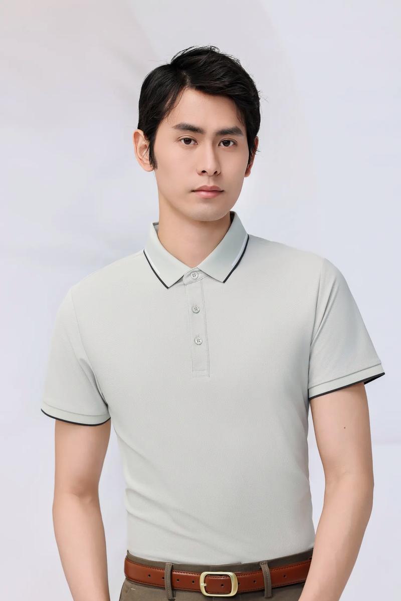 服装行业新趋势：柒嗄服装引领潮流变革